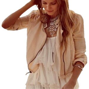 Free People Womens Cutout Moto
Jacket Beige/Blush Linen Blend Size 4
Zipper